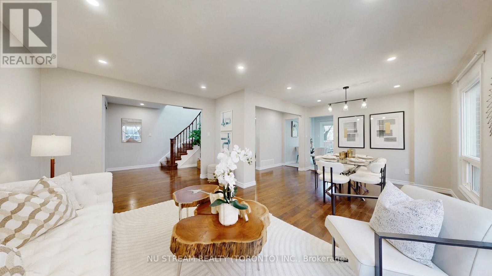 26 Trothen Circle, Markham, Ontario  L3P 4H5 - Photo 7 - N12924380