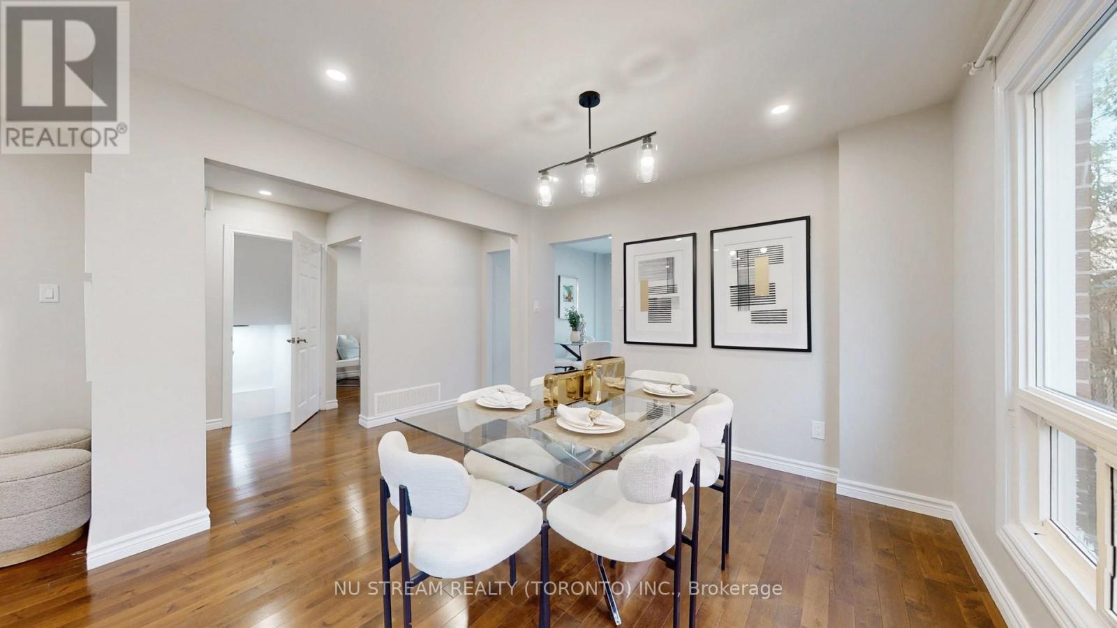 26 Trothen Circle, Markham, Ontario  L3P 4H5 - Photo 8 - N12924380