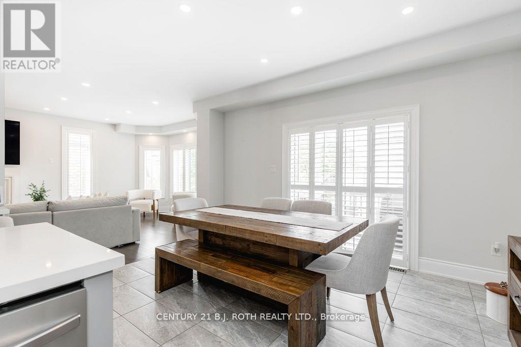 20 Westminster Circle, Barrie, Ontario  L4M 0A3 - Photo 19 - S12924200