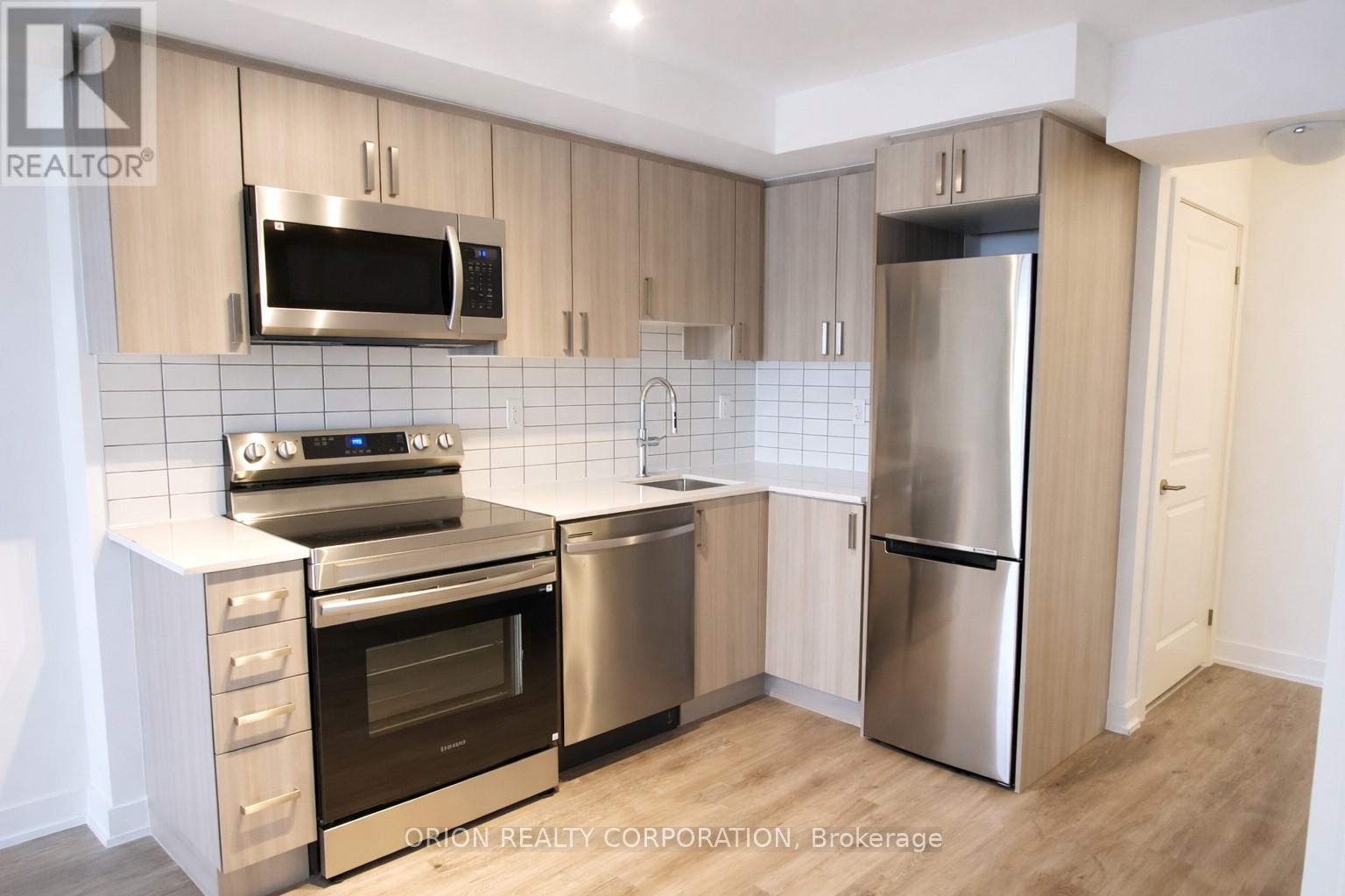 612 - 1010 Sandy Beach Road, Pickering, Ontario L1W 0C7 - Photo 6 - E12830198