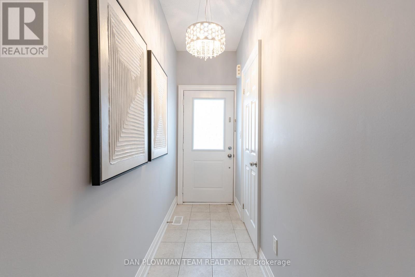 19 Prospect Way, Whitby, Ontario L1N 0L4 - Photo 3 - E12923748