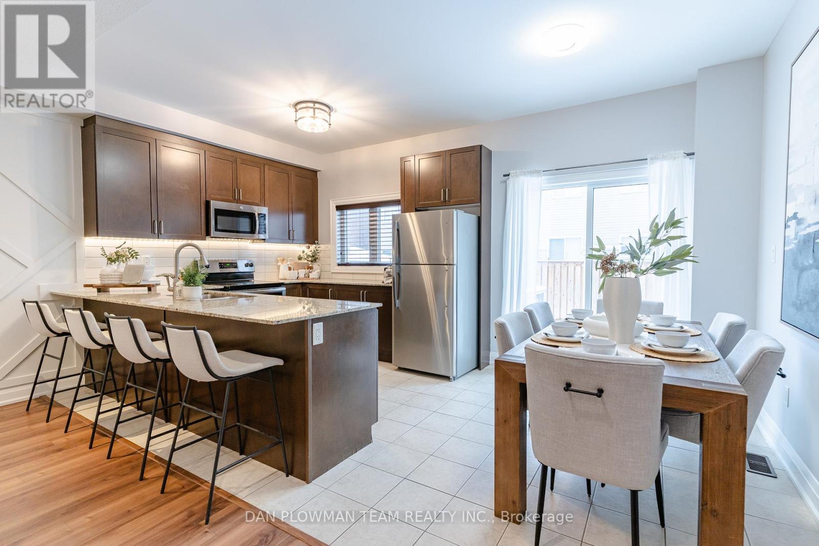 19 Prospect Way, Whitby, Ontario L1N 0L4 - Photo 9 - E12923748