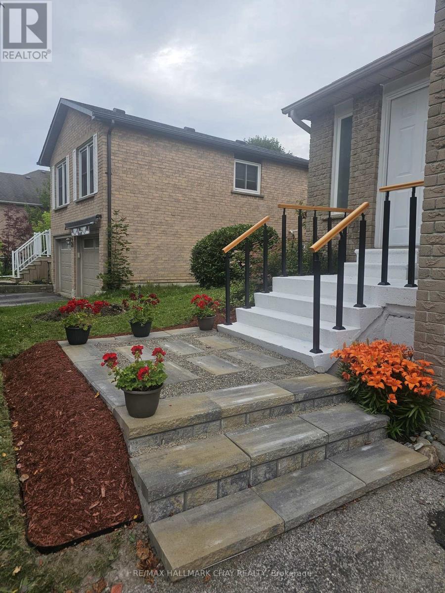 26 Stonehill Boulevard, East Gwillimbury, Ontario  L9N 1E3 - Photo 40 - N12920416