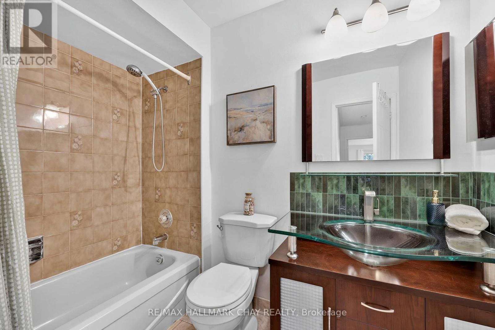 26 Stonehill Boulevard, East Gwillimbury, Ontario  L9N 1E3 - Photo 24 - N12920416