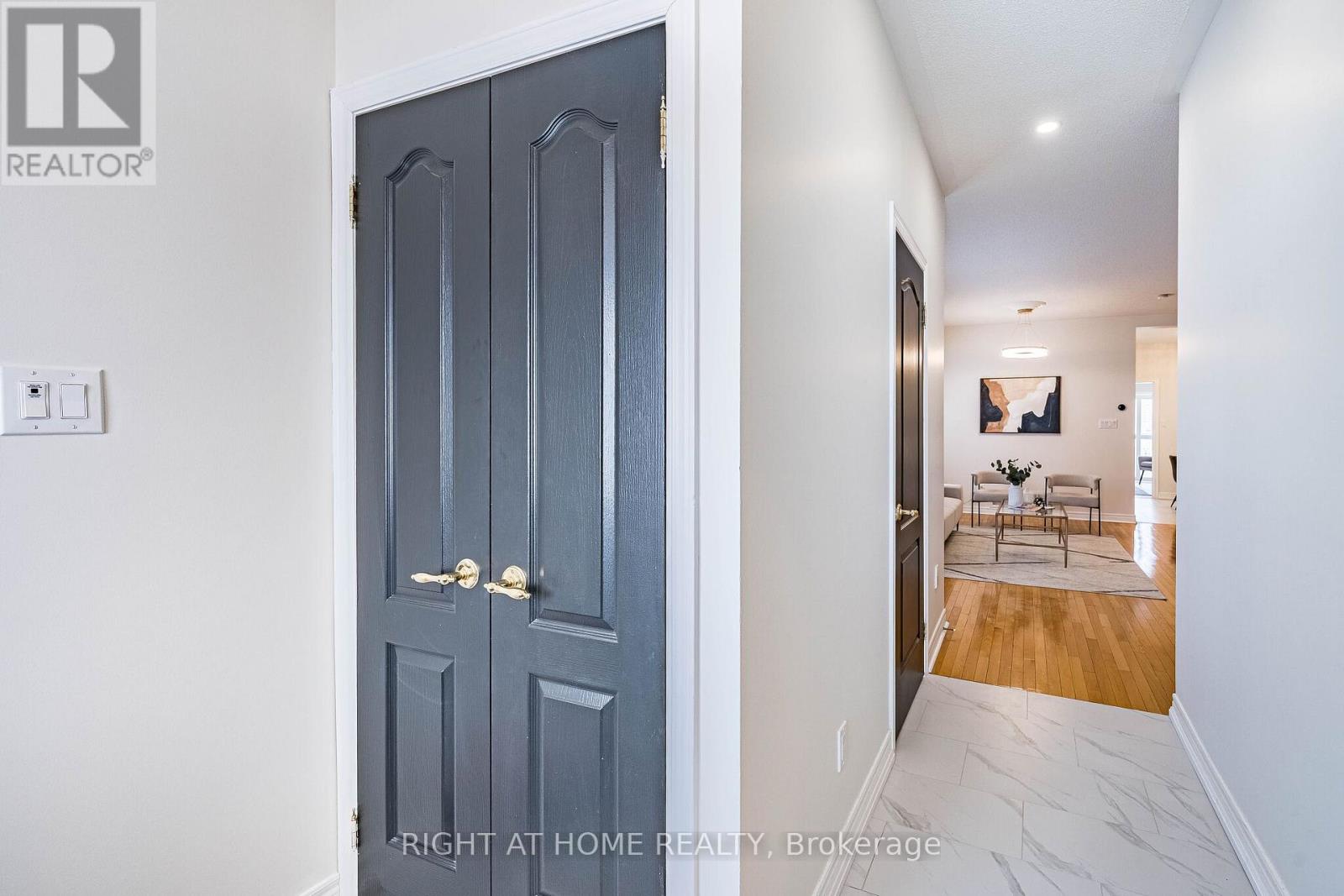 47 Kimono Crescent, Richmond Hill, Ontario  L4S 1X5 - Photo 5 - N12922110