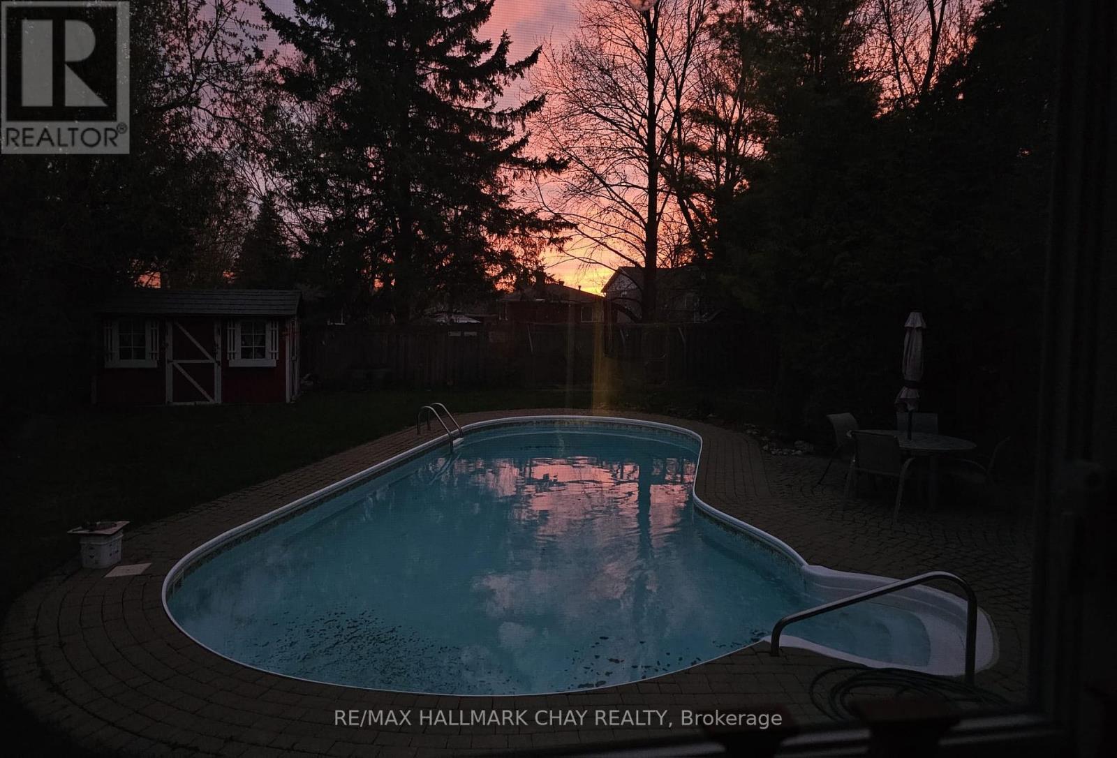 26 Stonehill Boulevard, East Gwillimbury, Ontario  L9N 1E3 - Photo 4 - N12920416