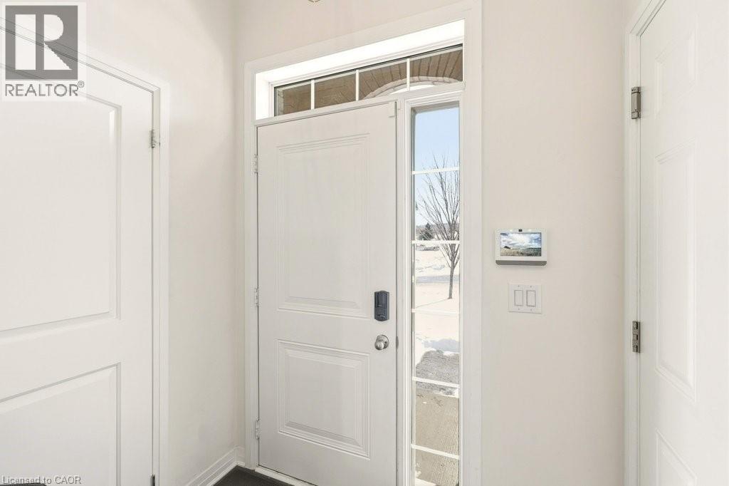 3998 Fracchioni Drive, Beamsville, Ontario  L3J 0R9 - Photo 3 - 40815385