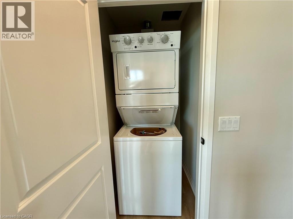 120 Springvalley Crescent Unit# 102, Hamilton, Ontario  L9C 0E4 - Photo 15 - 40815377