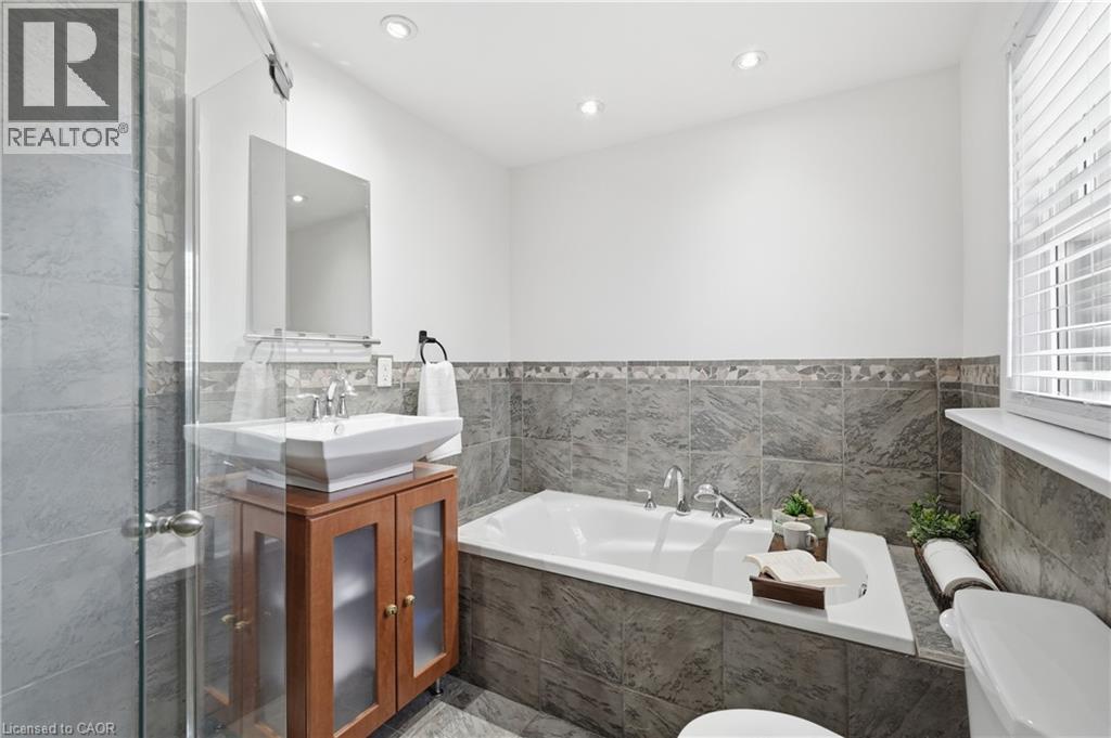 951 Gorton Avenue, Burlington, Ontario  L7T 1S6 - Photo 16 - 40815285