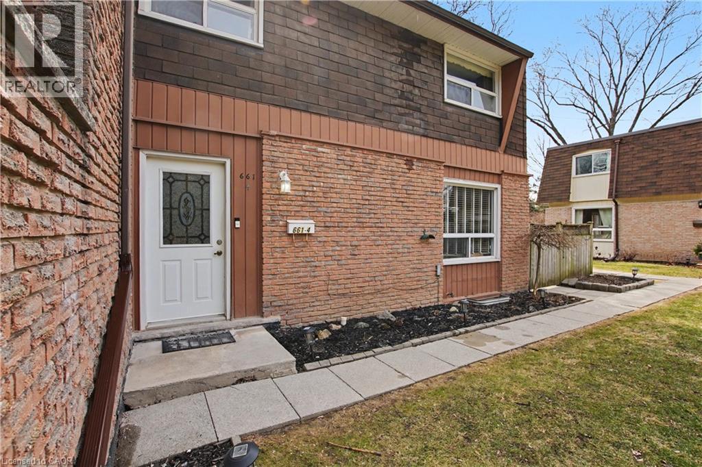 661 Francis Road Unit# 4, Burlington, Ontario  L7T 3X6 - Photo 2 - 40814405