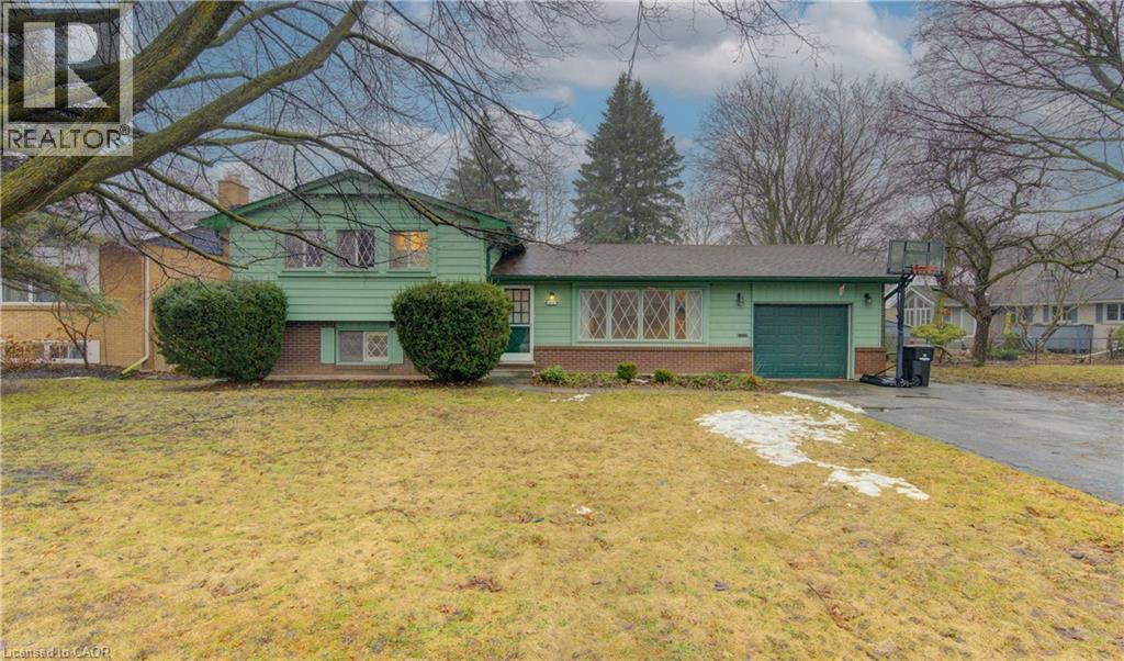 313 BRAEMORE Avenue, Waterloo, Ontario