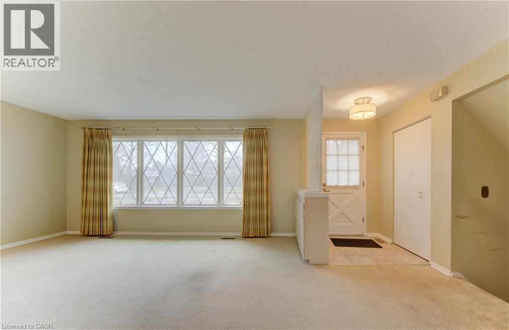 313 Braemore Avenue, Waterloo, Ontario  N2K 1T5 - Photo 3 - 40813901