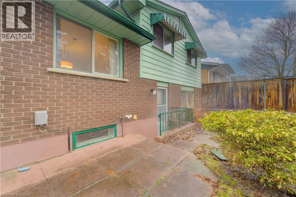 313 Braemore Avenue, Waterloo, Ontario  N2K 1T5 - Photo 35 - 40813901