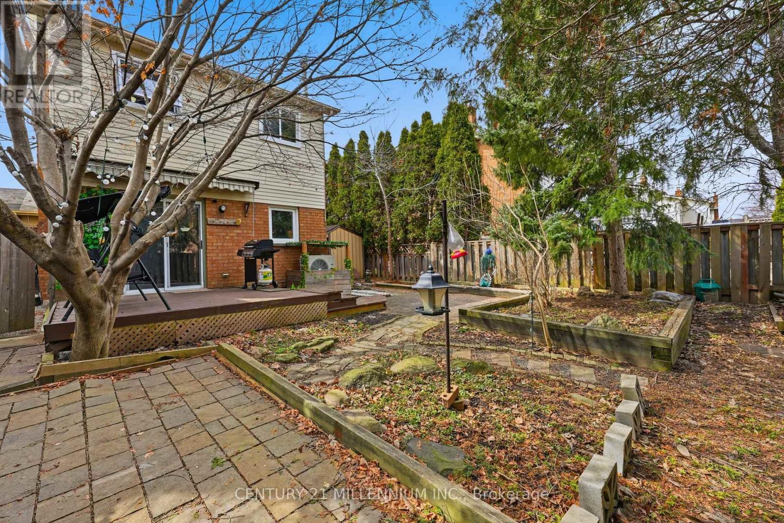 59 Dumfries Avenue, Brampton, Ontario  L6Z 2Y3 - Photo 23 - W12924086