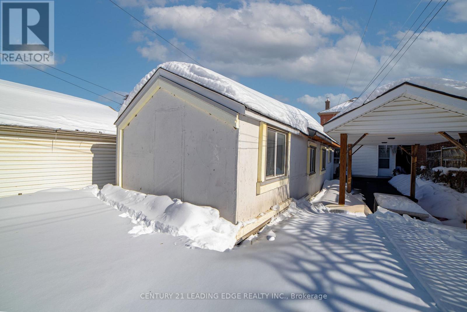 500 Caledonia Road, Toronto, Ontario  M6E 4V2 - Photo 6 - W12924088