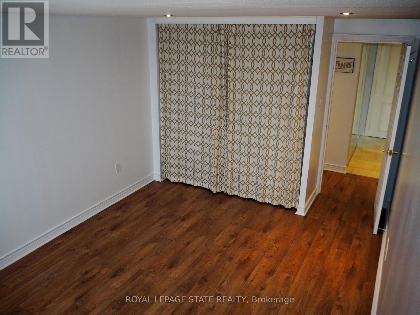 705 - 6720 Glen Erin Drive, Mississauga, Ontario  L5N 3K8 - Photo 8 - W12924106