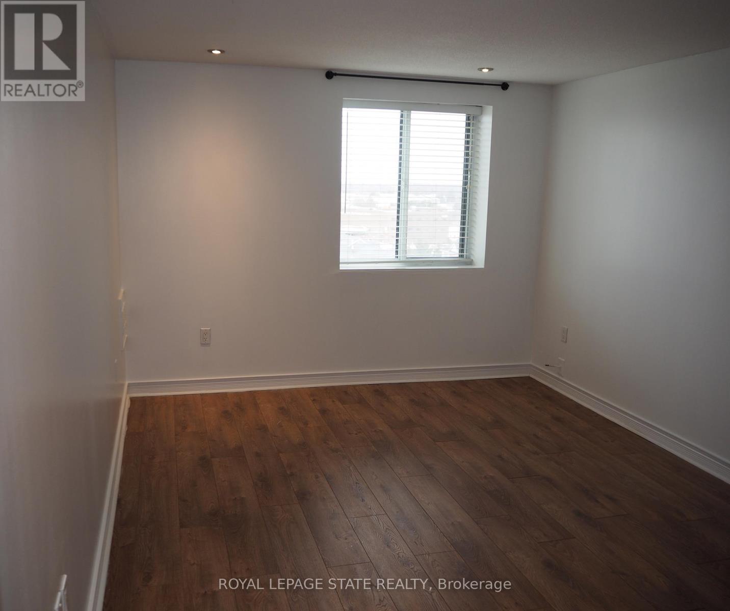 705 - 6720 Glen Erin Drive, Mississauga, Ontario  L5N 3K8 - Photo 9 - W12924106