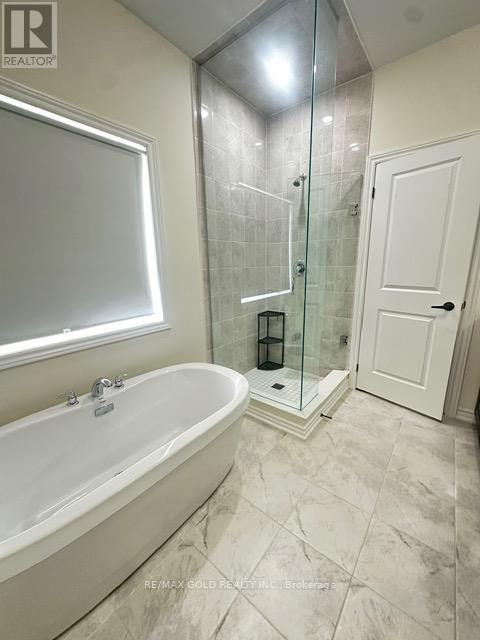 75 Arnold Circle, Brampton, Ontario  L7A 0B8 - Photo 11 - W12924122