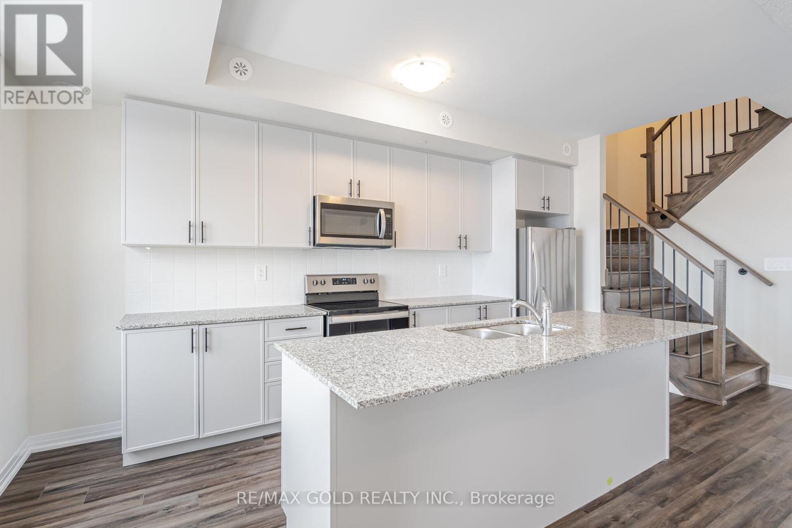 116 - 1581 Rose Way, Milton, Ontario  L9E 1N4 - Photo 14 - W12924124