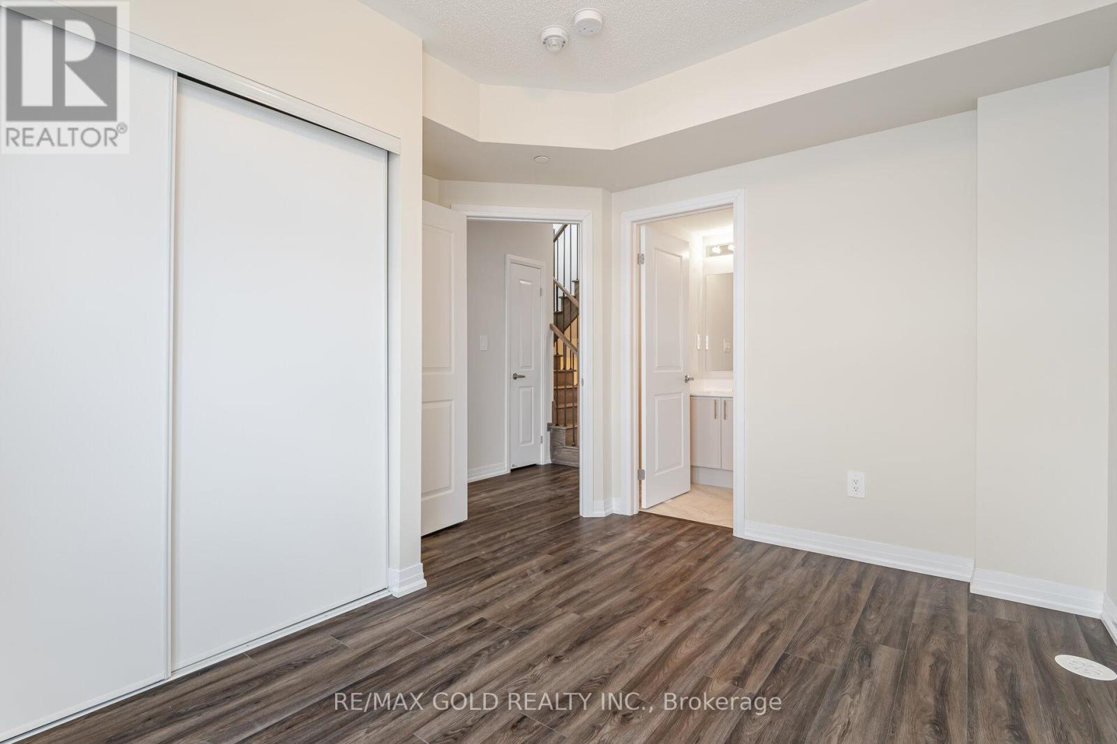 116 - 1581 Rose Way, Milton, Ontario  L9E 1N4 - Photo 26 - W12924124