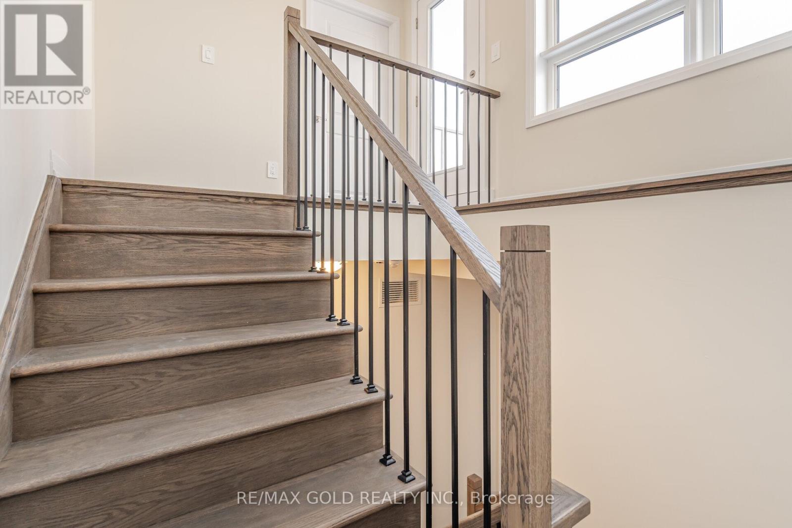 116 - 1581 Rose Way, Milton, Ontario  L9E 1N4 - Photo 34 - W12924124