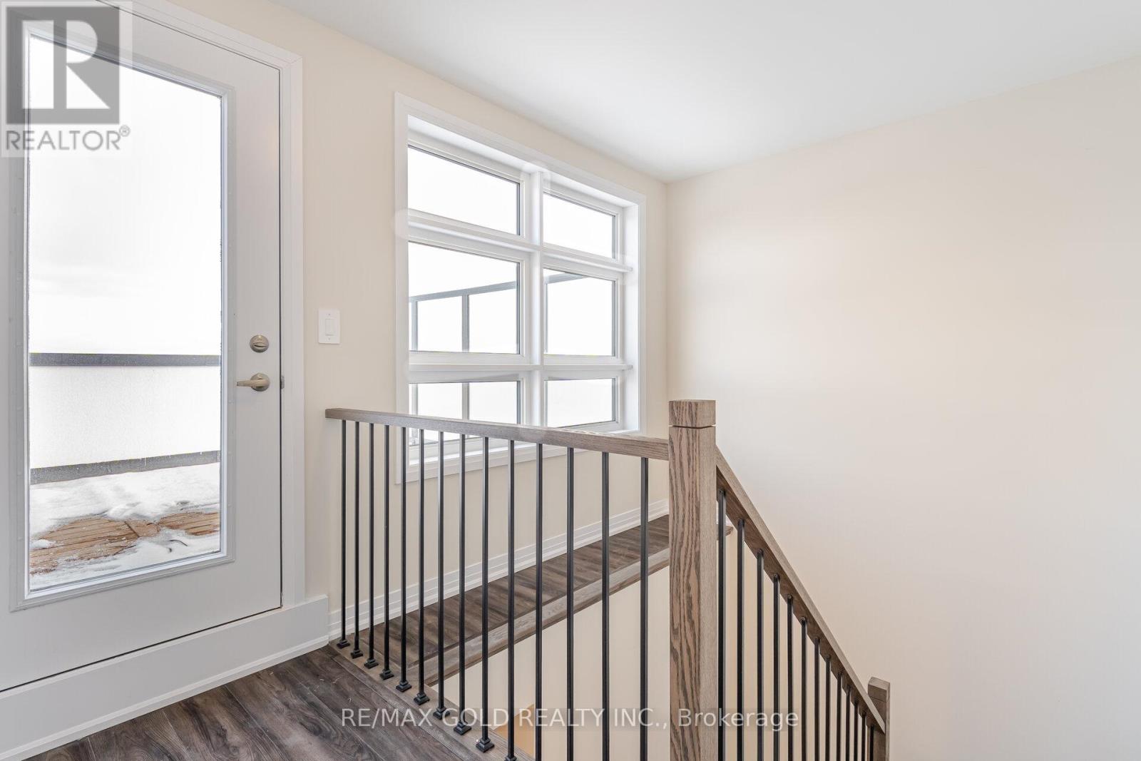 116 - 1581 Rose Way, Milton, Ontario  L9E 1N4 - Photo 35 - W12924124