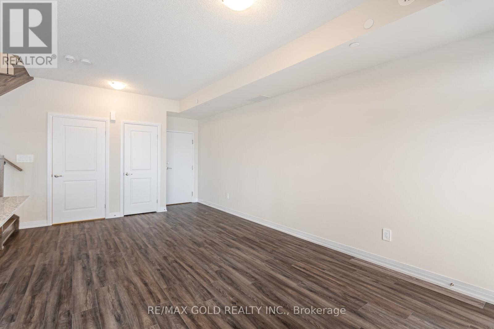 116 - 1581 Rose Way, Milton, Ontario  L9E 1N4 - Photo 9 - W12924124