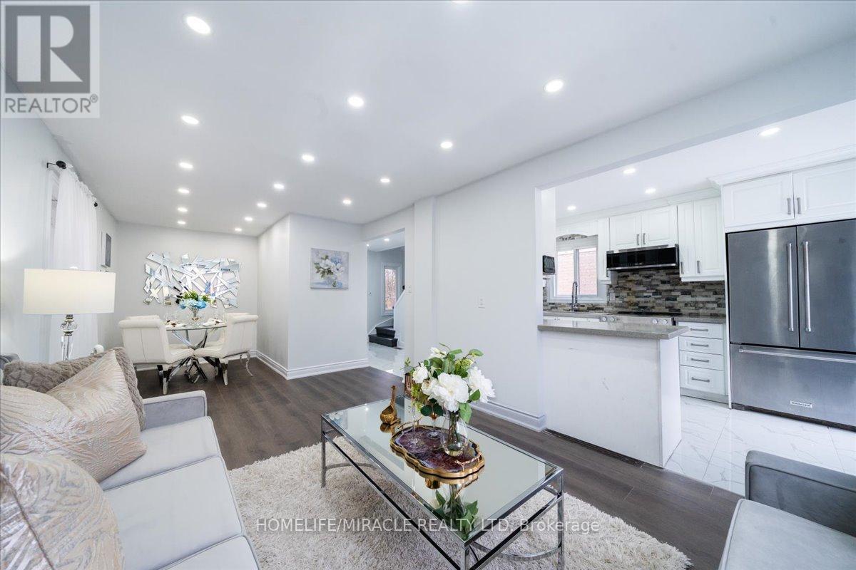 47 Martindale Crescent, Brampton, Ontario  L6X 2V7 - Photo 16 - W12924140