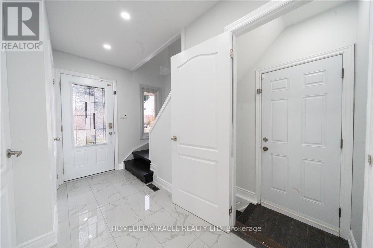 47 Martindale Crescent, Brampton, Ontario  L6X 2V7 - Photo 39 - W12924140