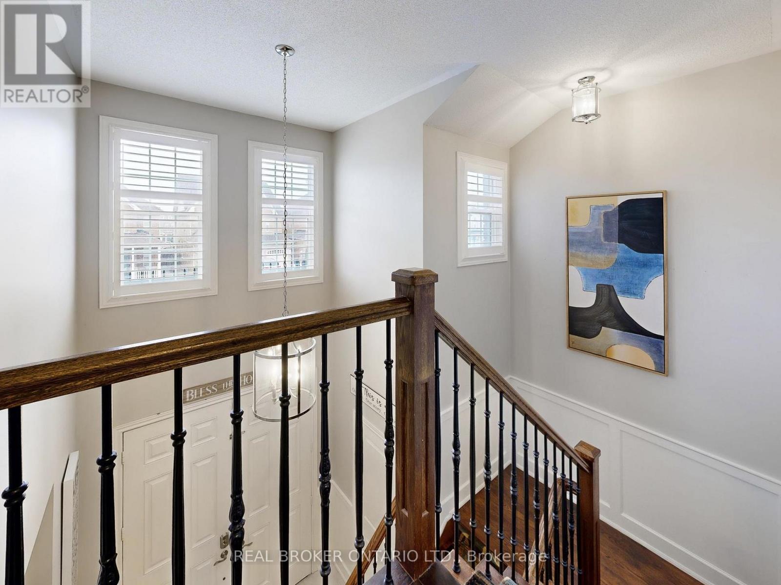 65 Paisley Green Avenue, Caledon, Ontario  L7C 3S1 - Photo 16 - W12924142