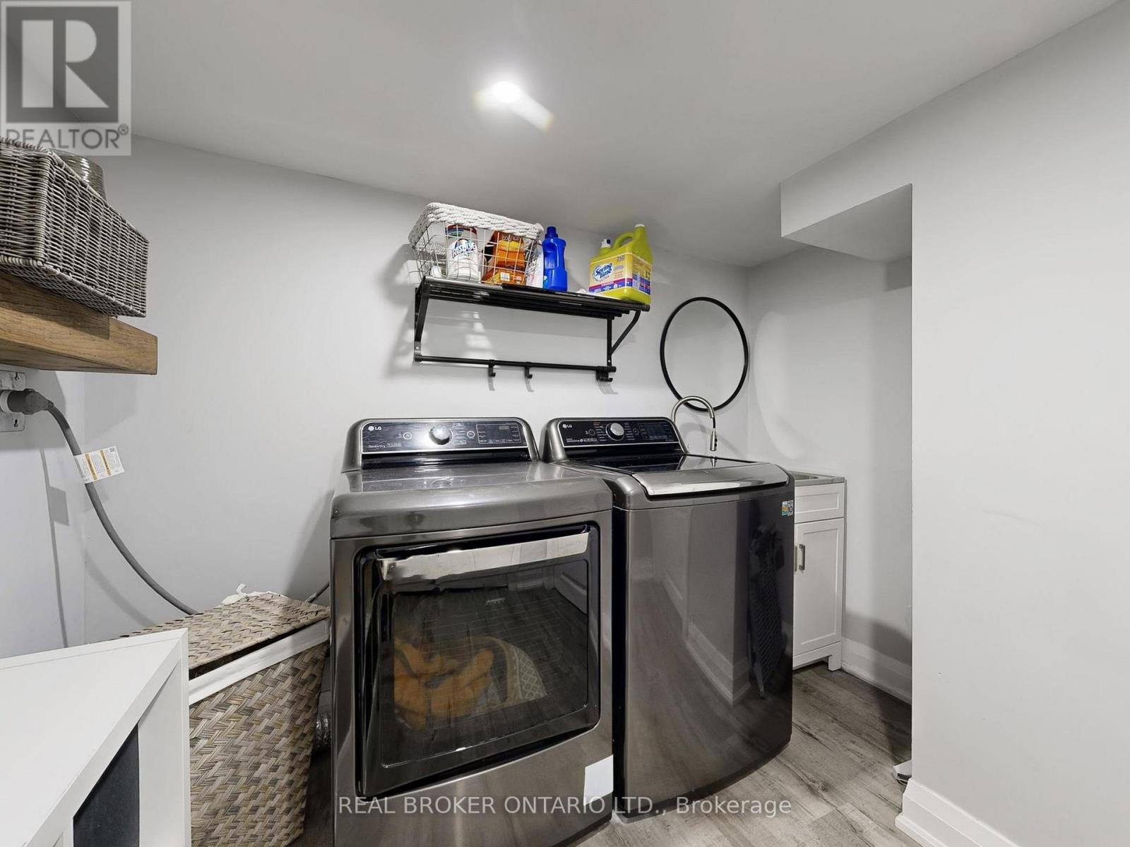 65 Paisley Green Avenue, Caledon, Ontario  L7C 3S1 - Photo 35 - W12924142