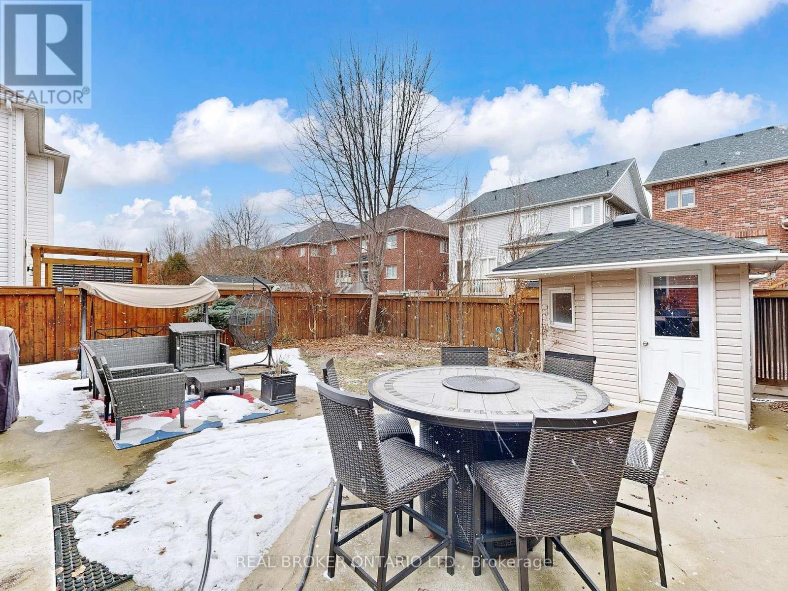 65 Paisley Green Avenue, Caledon, Ontario  L7C 3S1 - Photo 38 - W12924142