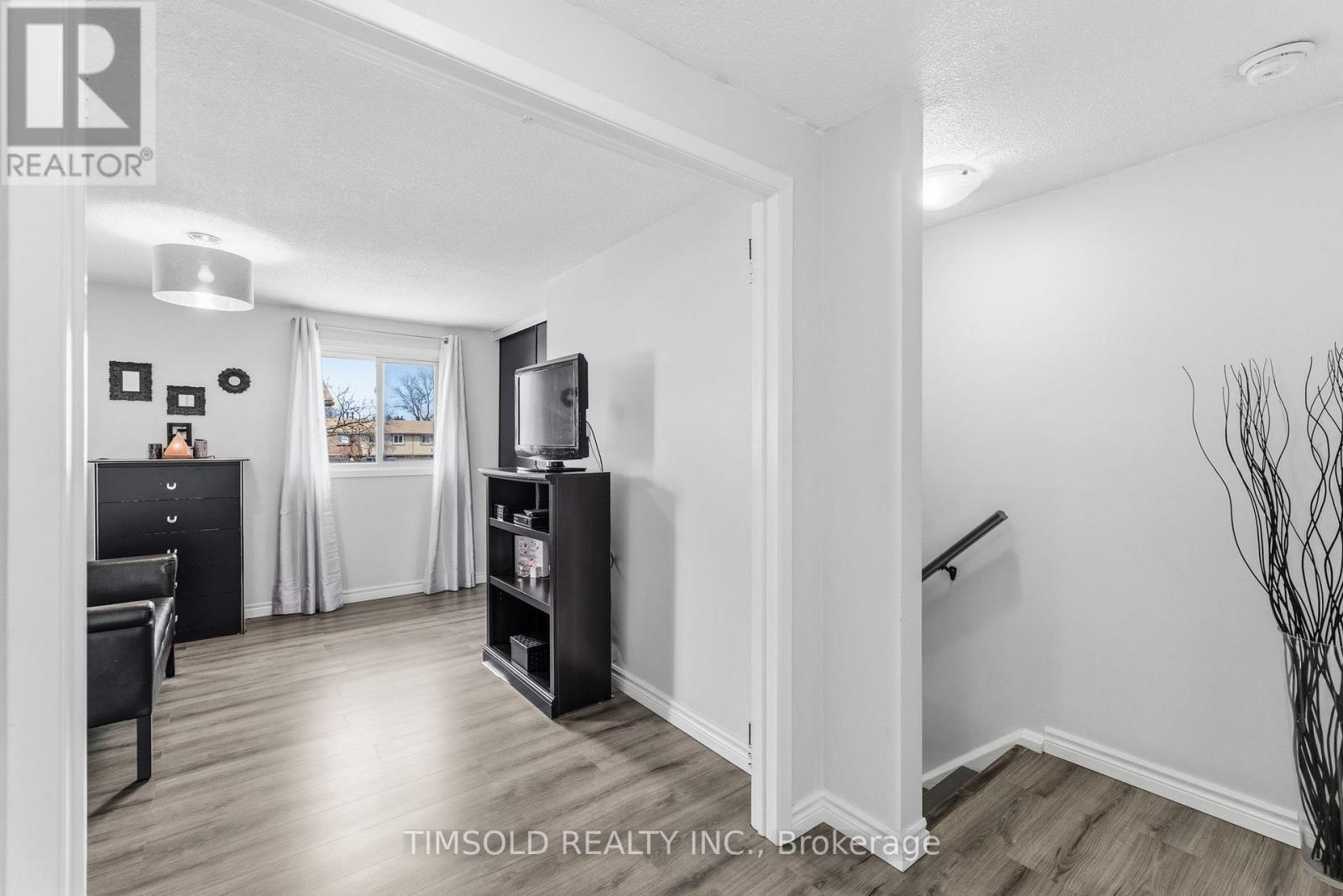 29 - 57 Hansen Road N, Brampton, Ontario  L6V 3C6 - Photo 20 - W12924166