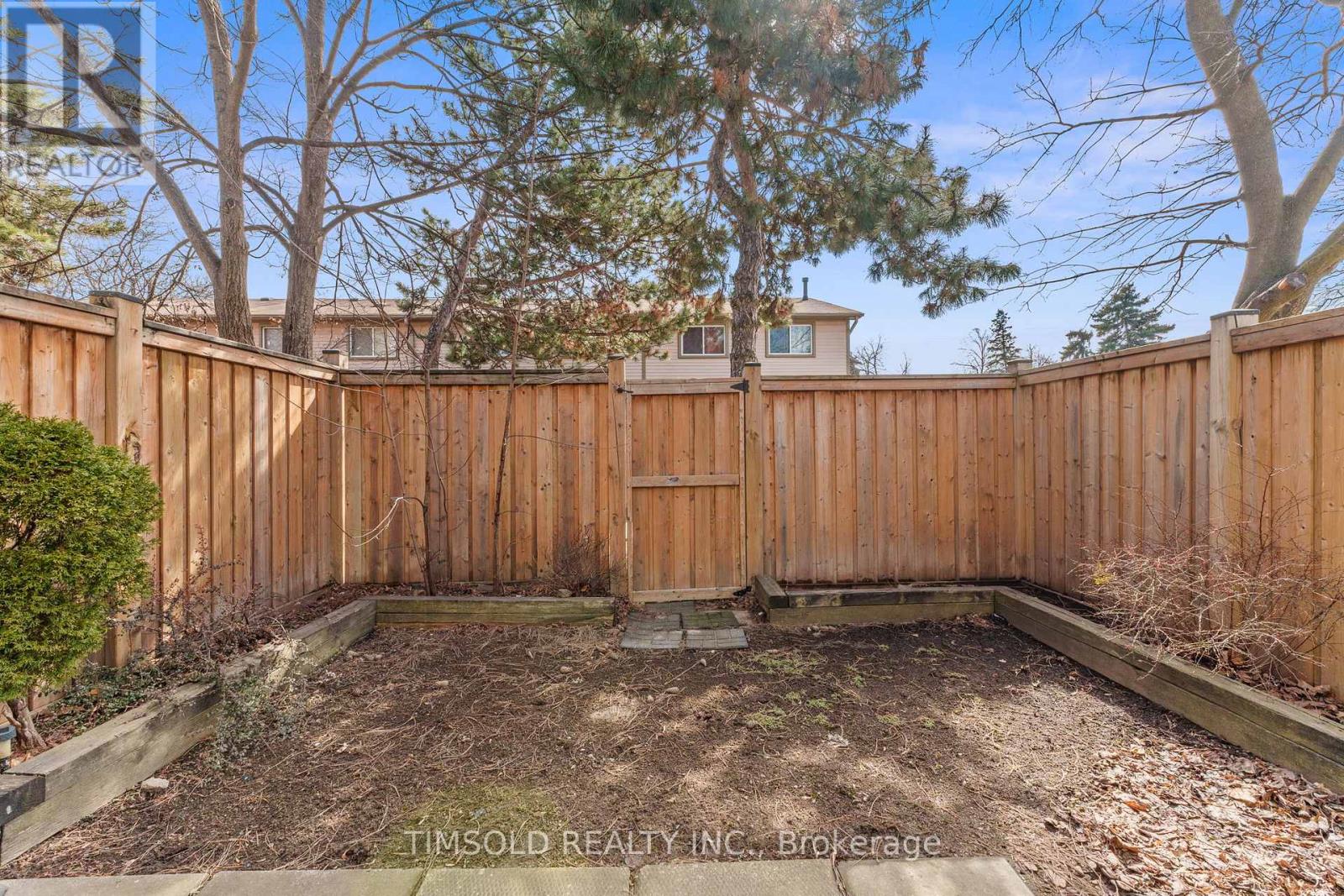 29 - 57 Hansen Road N, Brampton, Ontario  L6V 3C6 - Photo 38 - W12924166