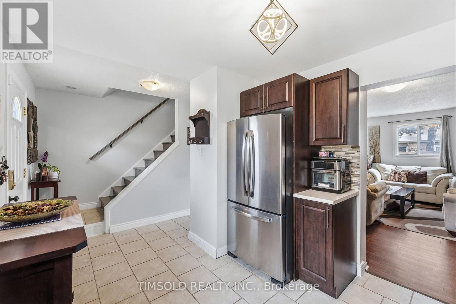 29 - 57 Hansen Road N, Brampton, Ontario  L6V 3C6 - Photo 7 - W12924166