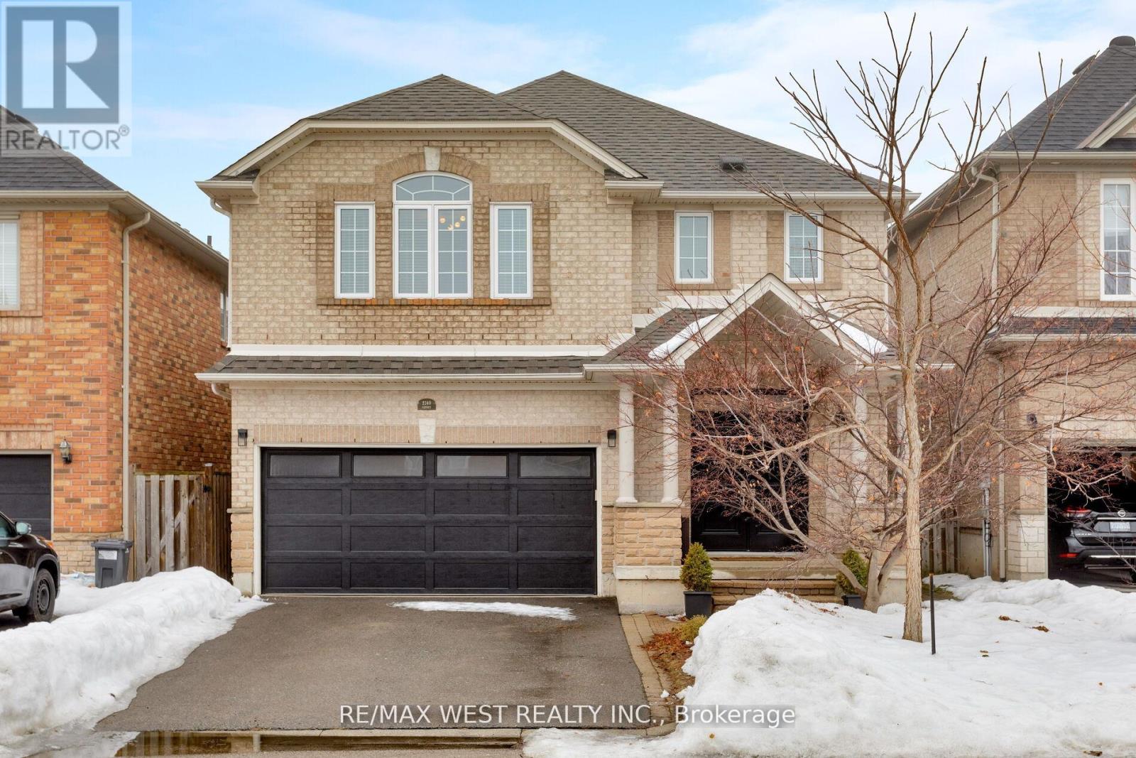 2240 OSPREY LANE, Oakville, Ontario