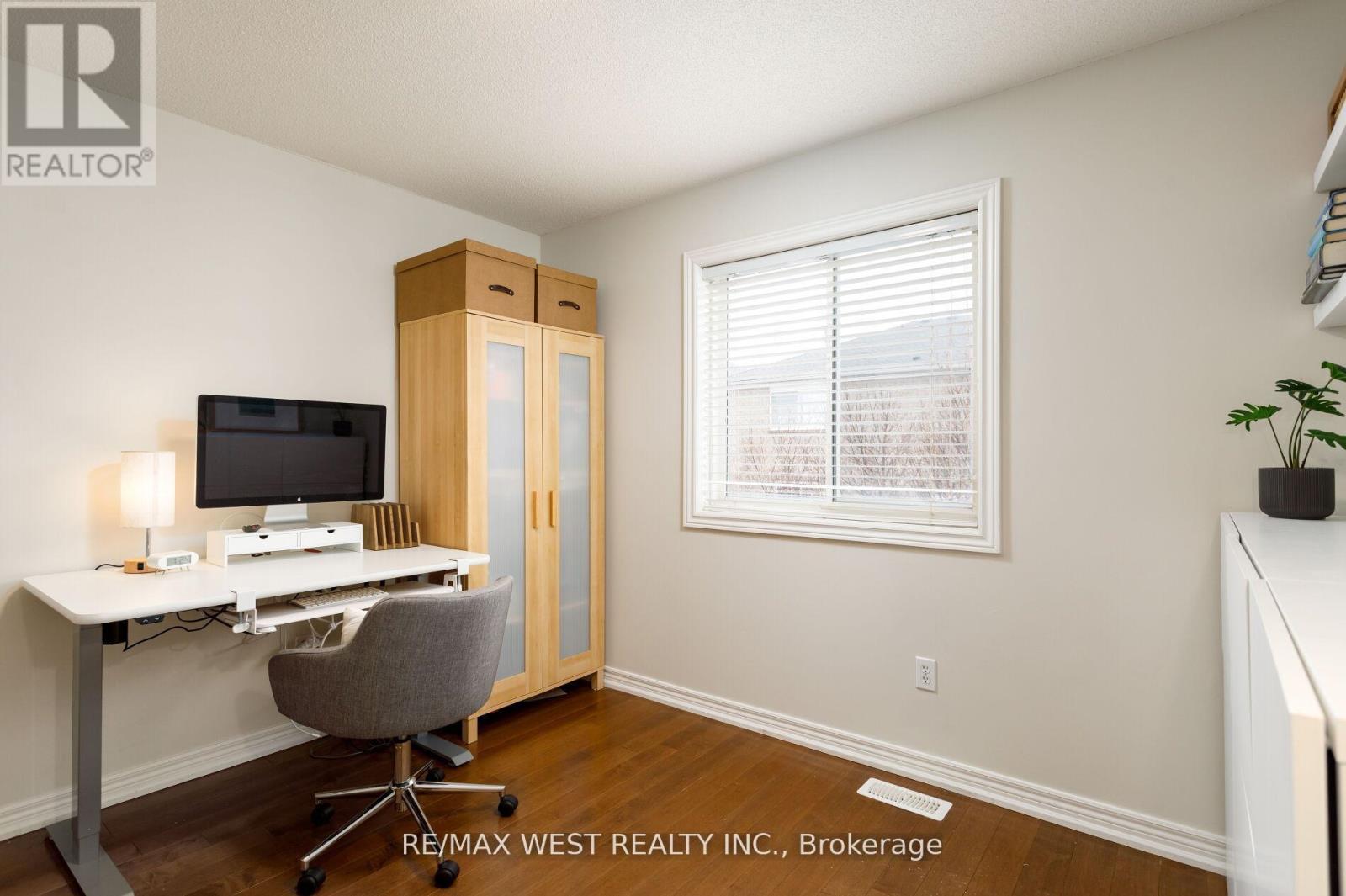 2240 Osprey Lane, Oakville, Ontario  L6M 3Z8 - Photo 26 - W12924176