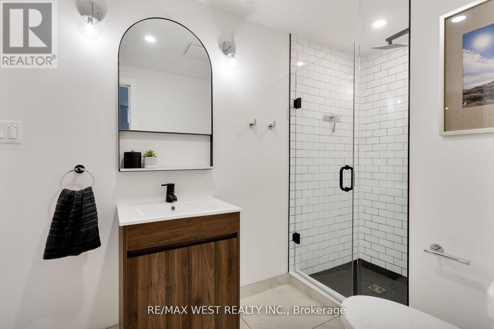 2240 Osprey Lane, Oakville, Ontario  L6M 3Z8 - Photo 45 - W12924176