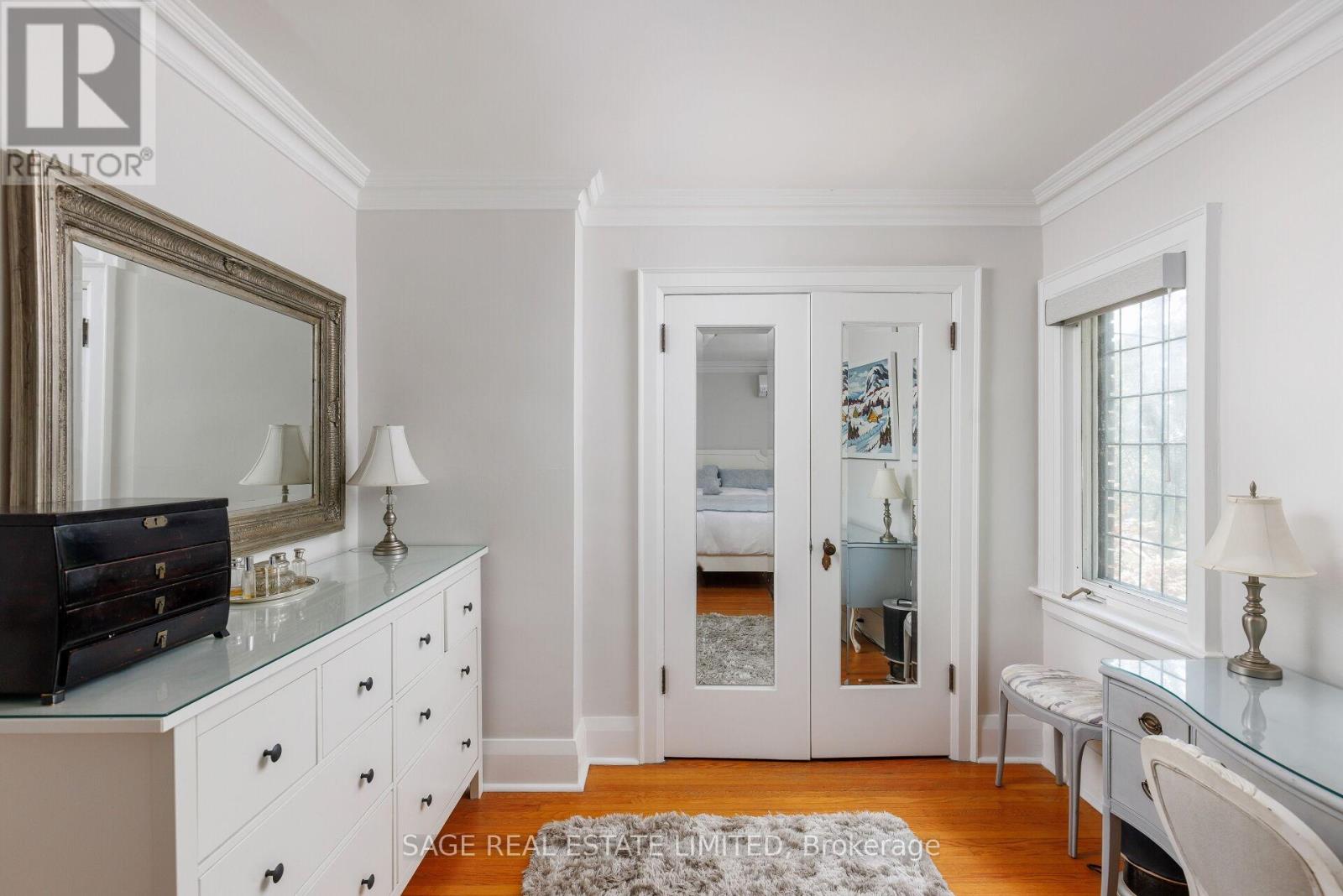 35 Grenview Boulevard N, Toronto, Ontario  M8X 2J9 - Photo 35 - W12924178