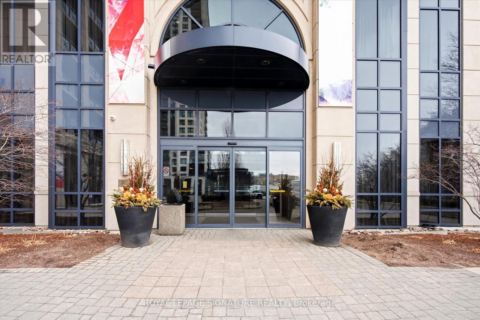 Gl5 - 6 Eva Road, Toronto (Etobicoke West Mall), Ontario  M9C 0B1 - Photo 38 - W12924198