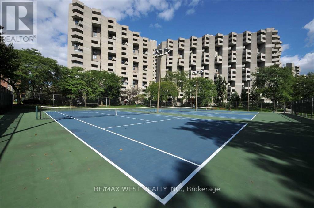 D14 - 300 Mill Road, Toronto, Ontario  M9C 4W9 - Photo 12 - W12924252