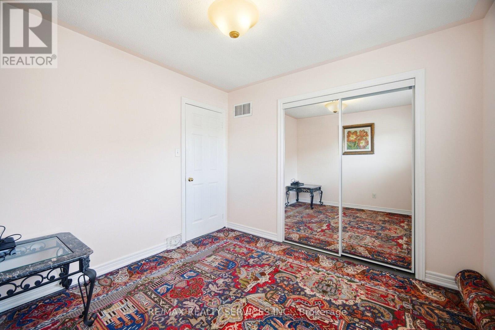 28 Gold Park Place, Brampton, Ontario  L7A 2E2 - Photo 33 - W12924284