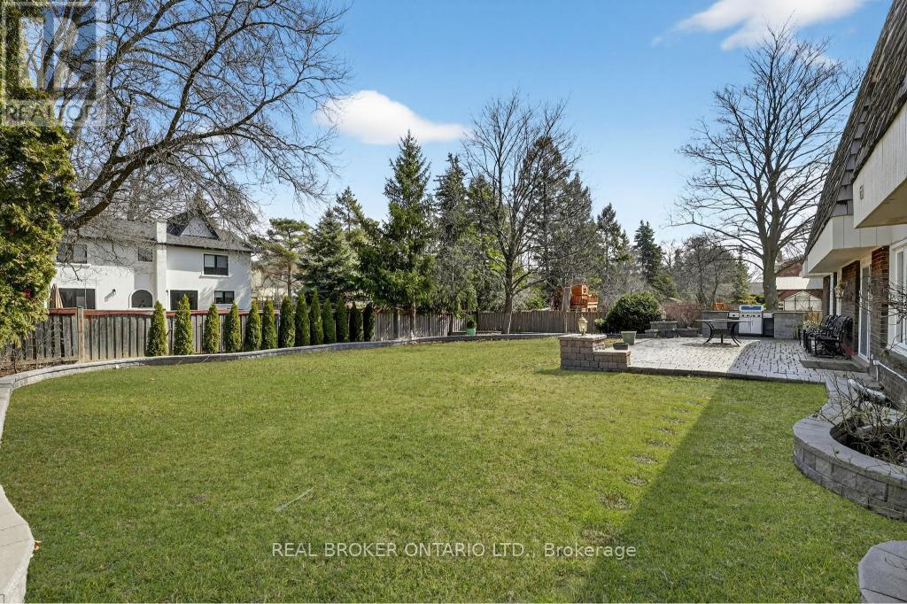 2145 Oneida Crescent, Mississauga, Ontario  L5C 1V7 - Photo 47 - W12924292