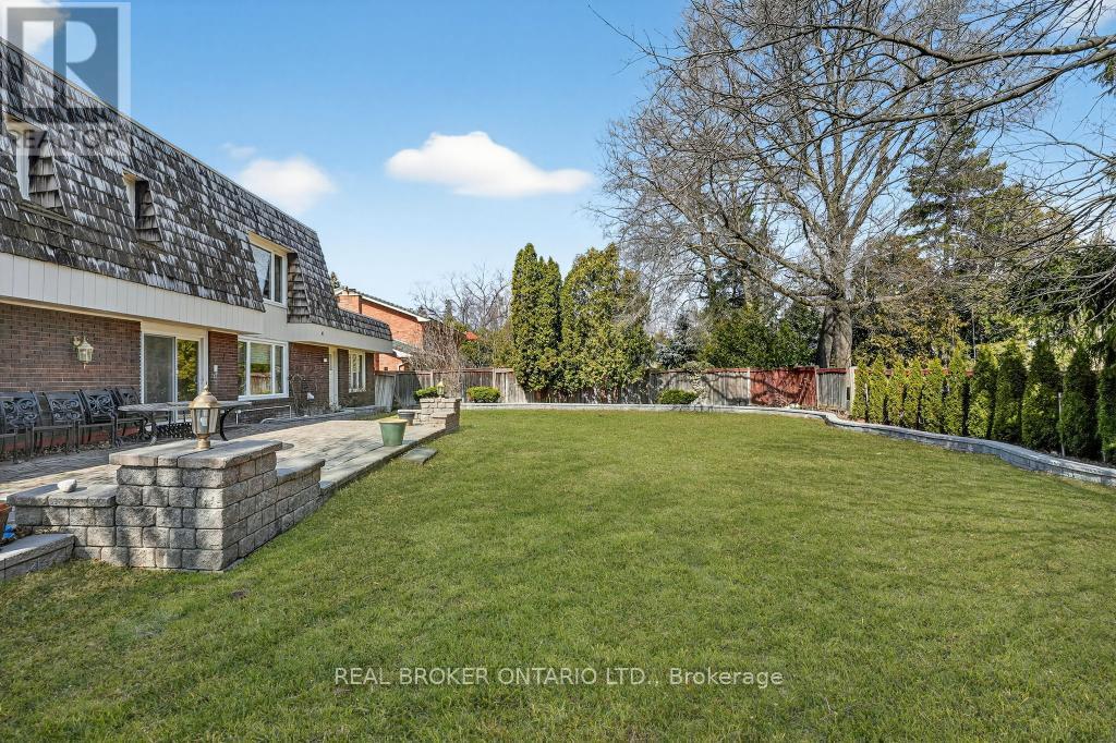 2145 Oneida Crescent, Mississauga, Ontario  L5C 1V7 - Photo 48 - W12924292