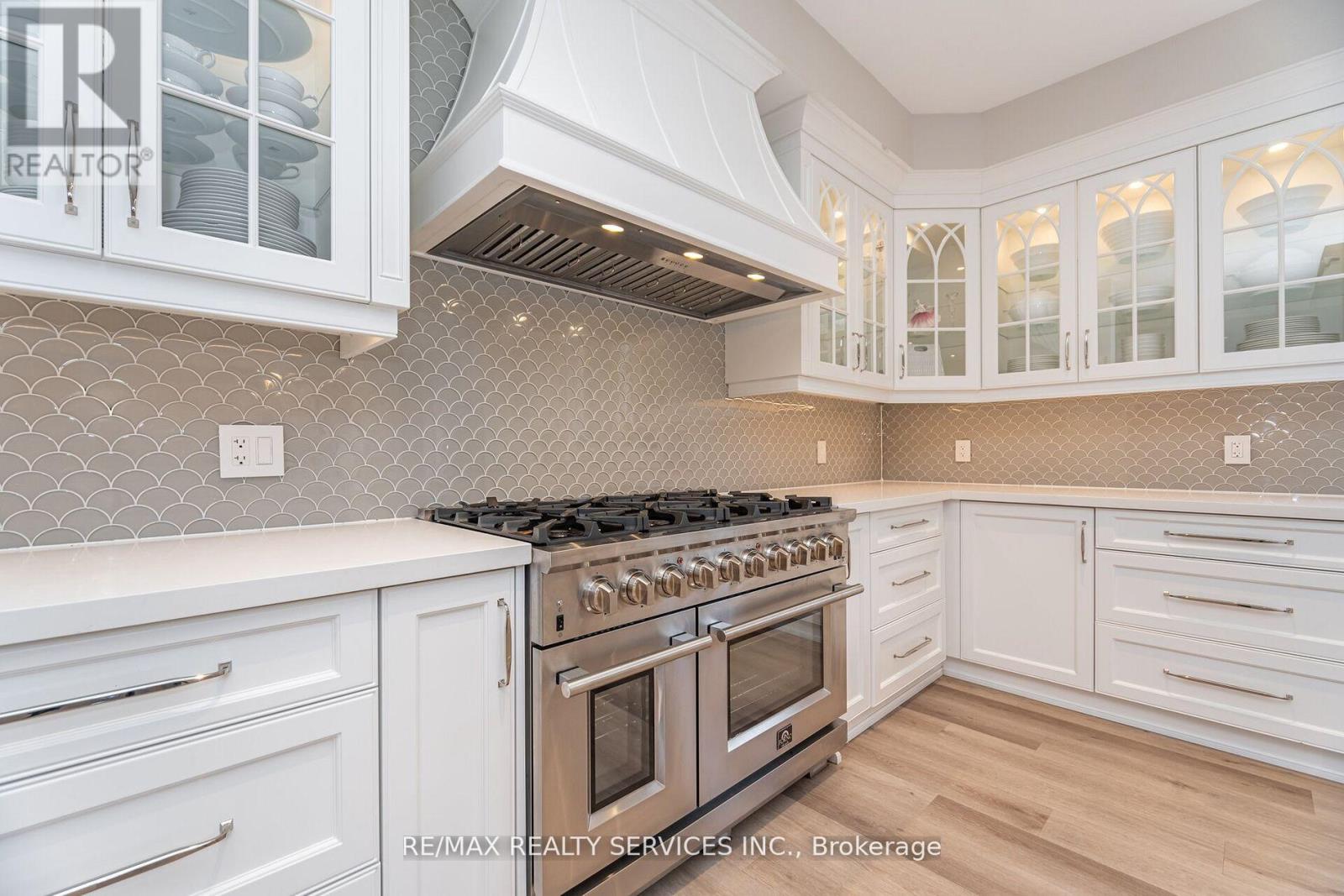 17711 Humber Station Road, Caledon, Ontario  L7E 3A7 - Photo 9 - W12924304