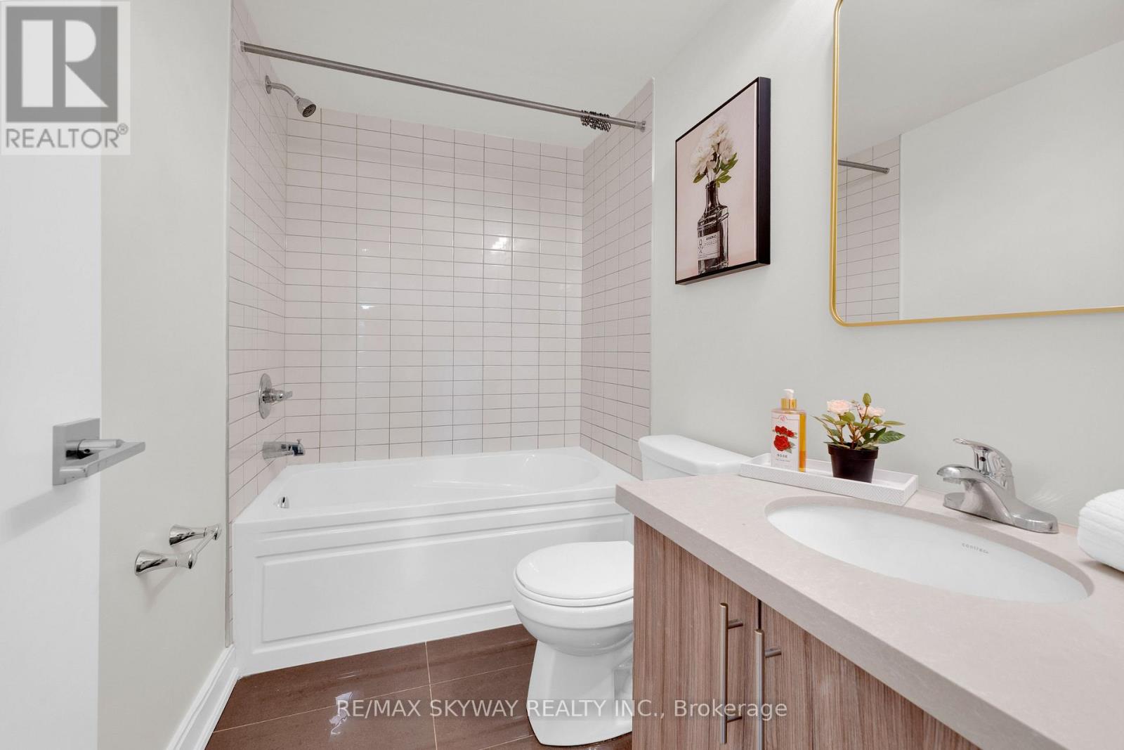 85 - 100 Dufay Road, Brampton, Ontario  L7A 4S3 - Photo 14 - W12924318