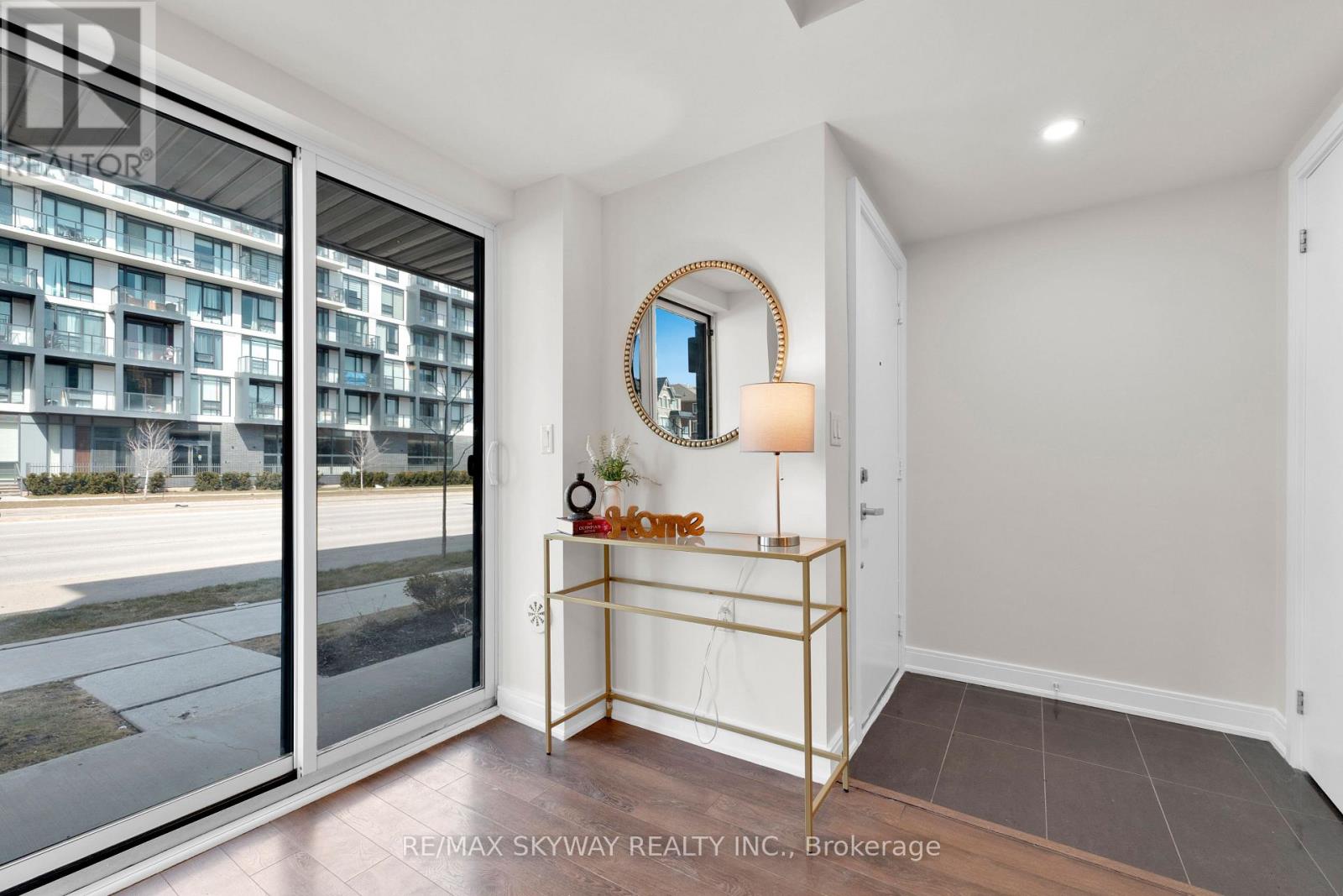 85 - 100 Dufay Road, Brampton, Ontario  L7A 4S3 - Photo 6 - W12924318