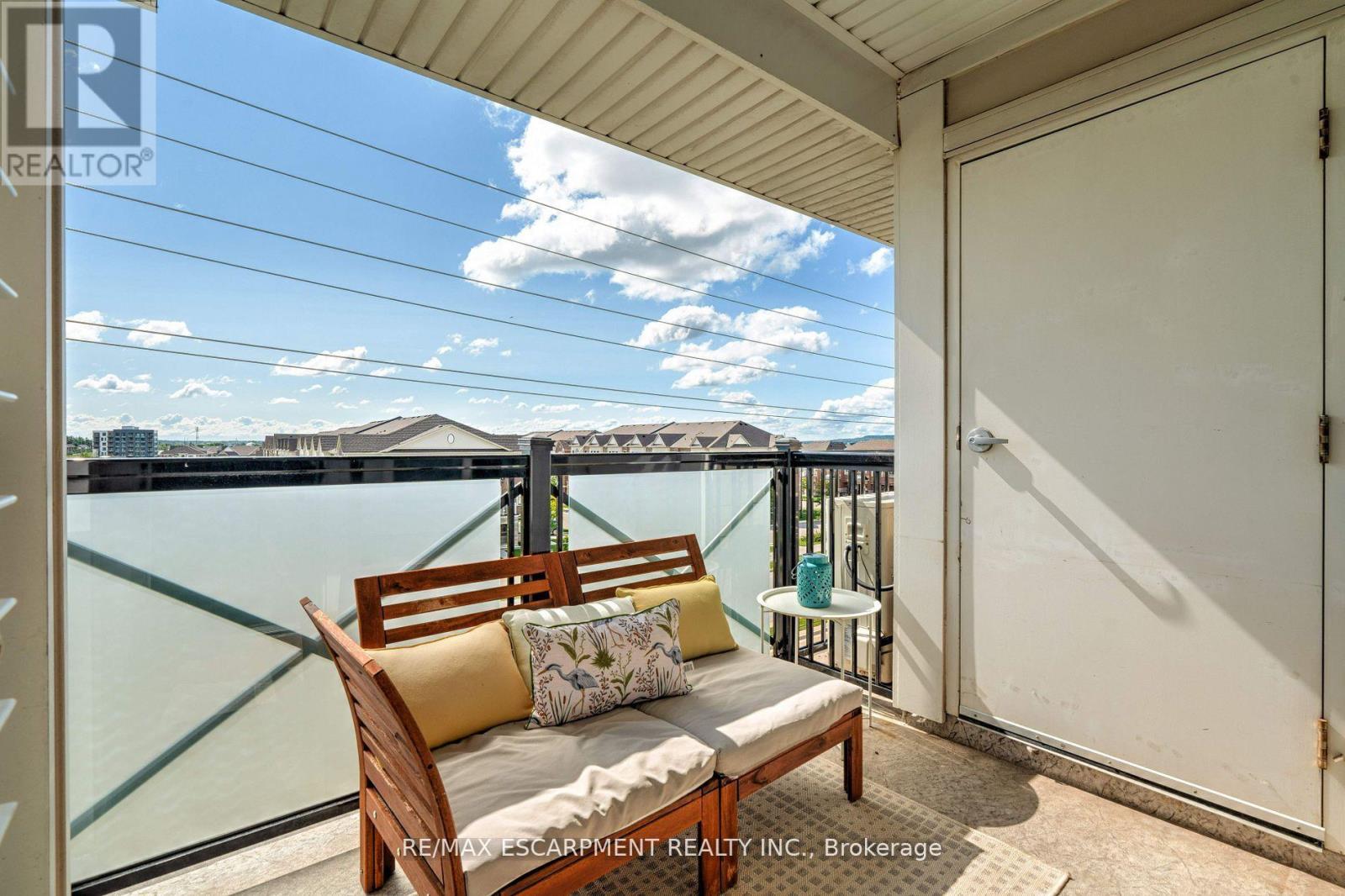 406 - 1045 Nadalin Heights, Milton, Ontario  L9T 8R5 - Photo 14 - W12924378