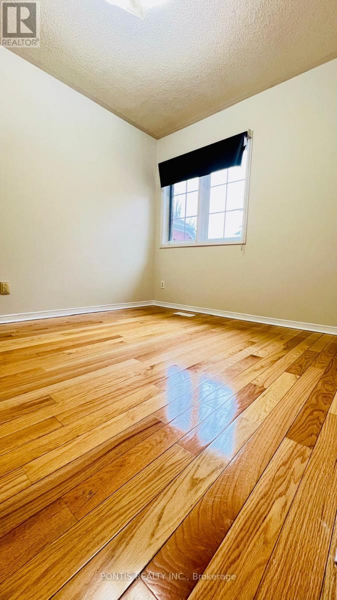 33 Clover Bloom Road, Brampton, Ontario  L6R 1S2 - Photo 16 - W12924382