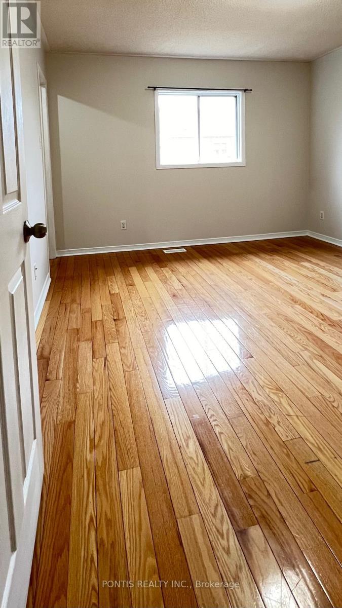 33 Clover Bloom Road, Brampton, Ontario  L6R 1S2 - Photo 18 - W12924382